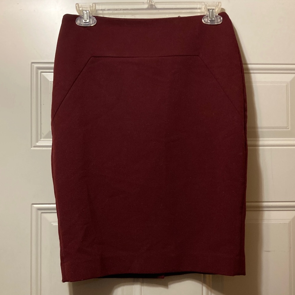 Ann Taylor Elegant Burgundy Pencil Skirt 2P